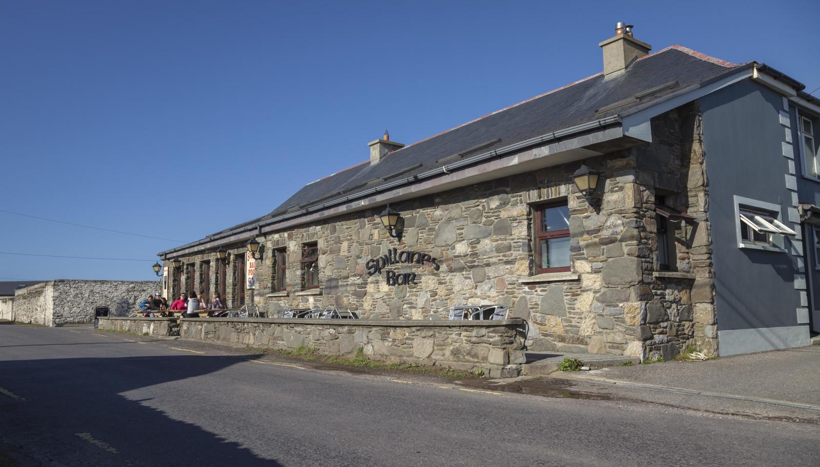 Spillanes-Bar-and-Restaurant